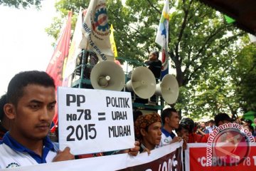 Kapolrestro Jaktim terima buruh Bekasi long march