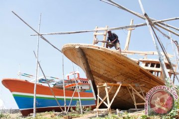 Hampir setengah triliun rupiah untuk bikin ribuan kapal