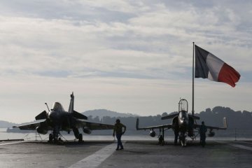 Serangan udara ditingkatkan terhadap ISIS di Suriah