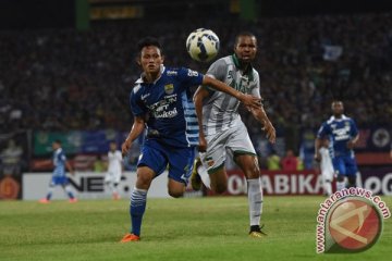 Surabaya United taklukkan Persib 1-0