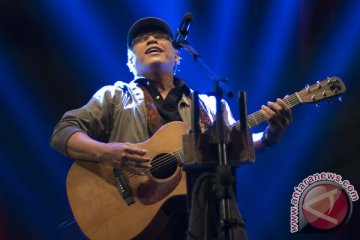 Iwan Fals konser "Situs Budaya" di halaman rumahnya