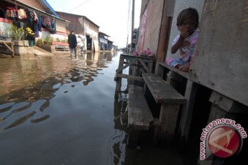 Banjir rendam ratusan rumah penduduk di pesisir Tangerang
