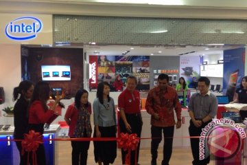Lenovo buka flagship store pertama di Jakarta