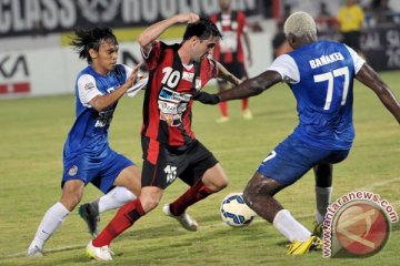 Arema Cronus usung kekuatan penuh ke Yogyakarta