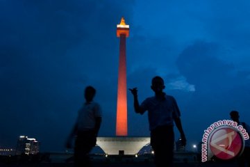 Jaktim pasang 103 lampu LED di Pondok Kopi