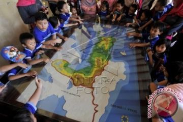 PENDIDIKAN SEJARAH SEJAK DINI