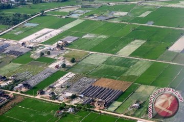 Karawang tidak khawatir maraknya penjualan sawah