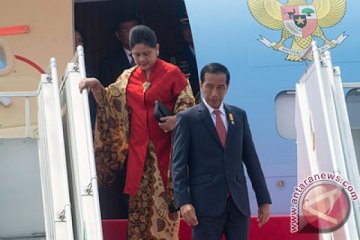 Ganjar sambut Presiden Jokowi di Adi Soemarmo