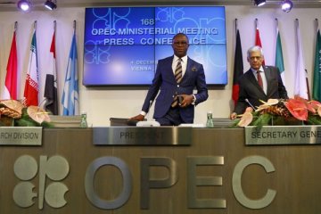 Produksi minyak OPEC turun setelah perjanjian November