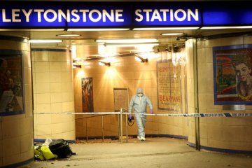 Tiga luka dalam "insiden teror" di stasiun kereta London