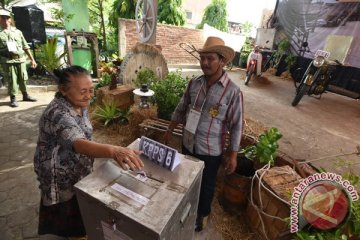 KPU Sumsel imbau masyarakat bersabar tunggu penghitungan resmi