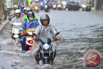 Jembrana-Bali perlu perbanyak drainase atasi banjir
