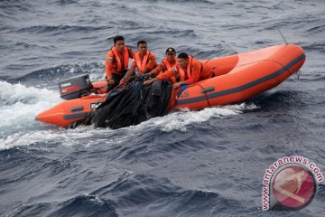 Speedboat bawa lebih 40 orang terbalik, sebagian penumpang hilang