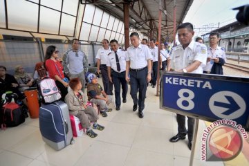 KAI: angkutan Natal-Tahun Baru "zero accident"