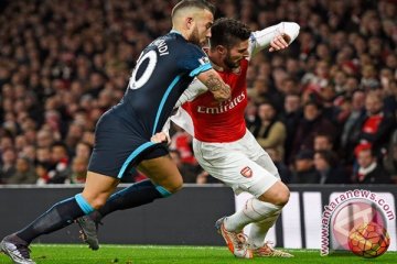 Arsenal sementara ungguli City 2-0