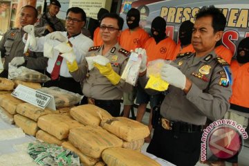 Bareskrim sita 1,5 ton ganja dalam truk