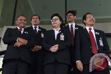 Melawan revisi UU KPK