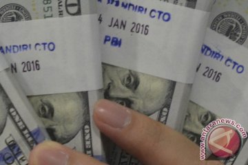 Dolar AS melemah jelang pertemuan federal reserve