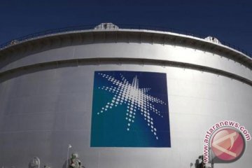 Qatar: Saudi, Rusia sepakat tahan produksi minyak