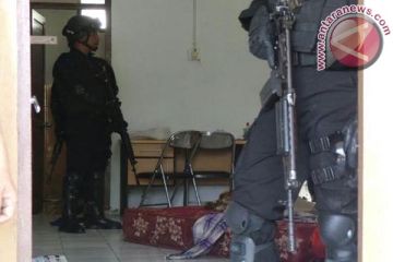 Penggeledahan Kamar Teroris