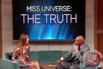 Tak jadi dituntut Miss Kolombia, Steve Harvey menangis