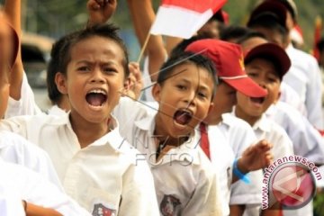Siswa Ramaikan Peringatan Hari Patriotik