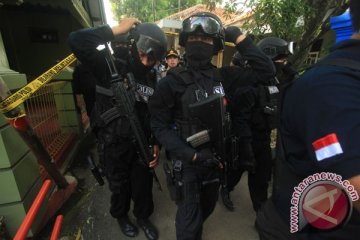 Terduga teroris di Cilacap dan Malang dari kelompok Bom Thamrin