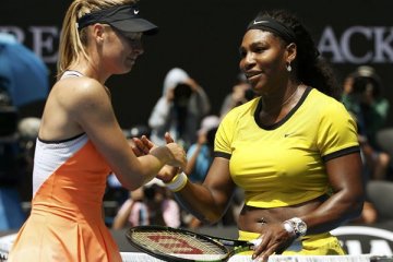 Kalahkan Sharapova, Serena ke semifinal Australia Terbuka