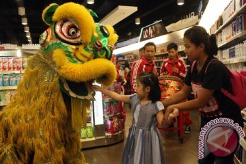 Gembira Loka Zoo siapkan seribu angpao