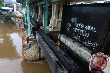 BENCANA BANJIR - Pemkot Tangerang siapkan 10 pompa 