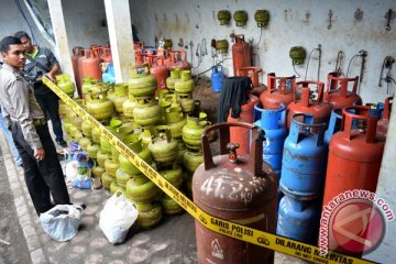 Polri gerebek pengoplos LPG di Tangerang