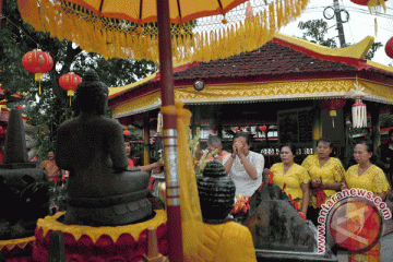 Pecalang ikut amankan perayaan Imlek di Bali