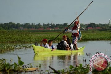 BENCANA BANJIR - Tiga desa di madiun terendam banjir