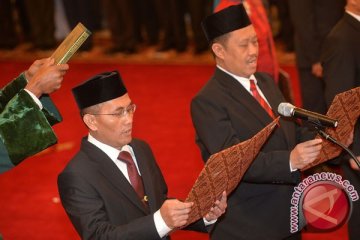 Anggota KY ucapkan sumpah di hadapan presiden