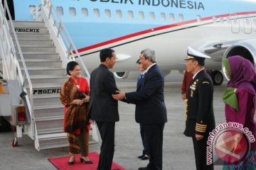 Presiden Jokowi mendarat di Honolulu untuk transit