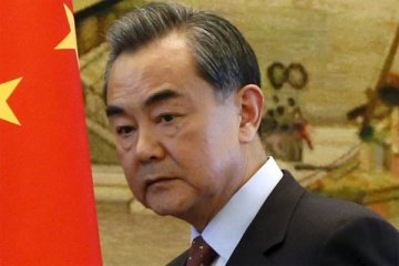 China desak Korea Utara tangguhkan aktivitas nuklir