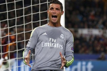 Ronaldo diselamati Butragueno setelah ciptakan gol ke-500
