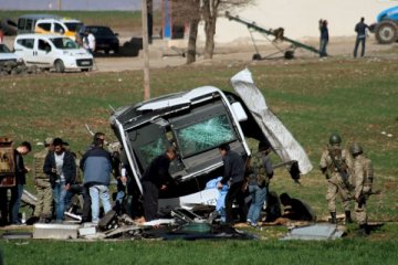 28 tewas akibat serangan bom ke konvoi militer di Ankara Turki