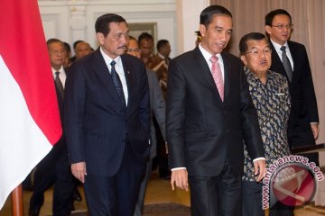 Presiden Jokowi tiba di Jakarta