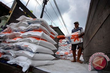 Mulai 2017, bantuan beras di Yogyakarta dibayar nontunai