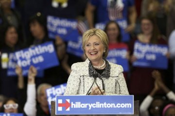 Jelang "Super Tuesday", Hillary menyapu South Carolina