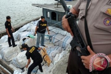 Penangkapan Pakaian Bekas