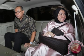 Sidang perdana mantan Bupati Muba dan istri