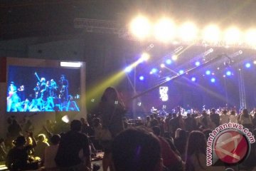 Joget enerjik Tokyo Ska Paradise Orchestra di Java Jazz