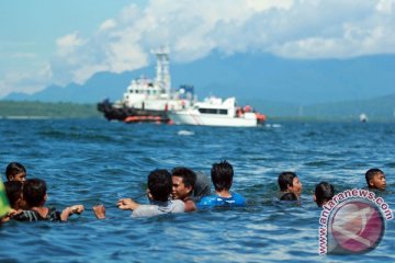 Kapal patroli TNI AL dikerahkan bantu evakuasi kapal tenggelam