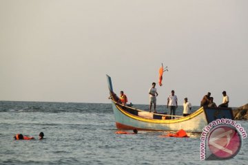 Tujuh wisatawan terseret arus di Aceh Selatan