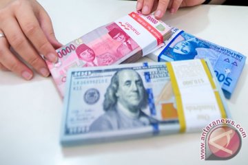 Rupiah melemah terpengaruh sentimen yield obligasi AS yang kuatkan dolar