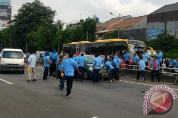 Supir taksi "sweeping" tol dalam kota