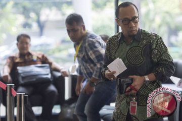 KPK periksa tiga anggota DPR sebagai saksi untuk Budi Supriyanto