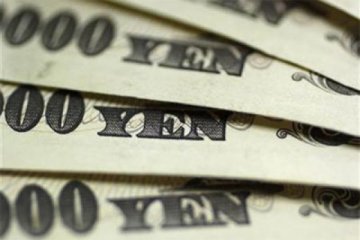 Dolar AS di tokyo dibuka jatuh di bawah 114 yen